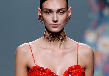 Cómo conseguir el brillo perfecto en mis piernas y escote